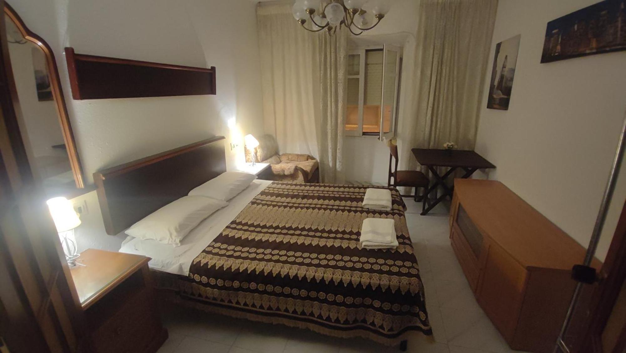 Apartment & Rooms Constanti Zimmer foto